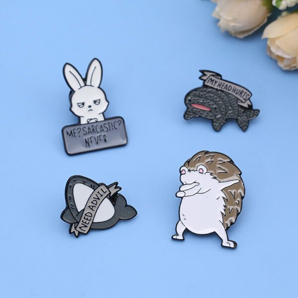Custom-Jeep-Wrangler-Kids-Ribbon-Pin-Metal-Royal-Work-Cute-Tote-The-Machine-for-Badges-Silicon-Woven-Metal-Lapel-Pin-Badges (1) Custom Jeep Wrangler Kids Ribbon Pin Metal Royal Work Cute Tote The Machine for Badges Silicon Woven Metal Lapel Pin Badges 1