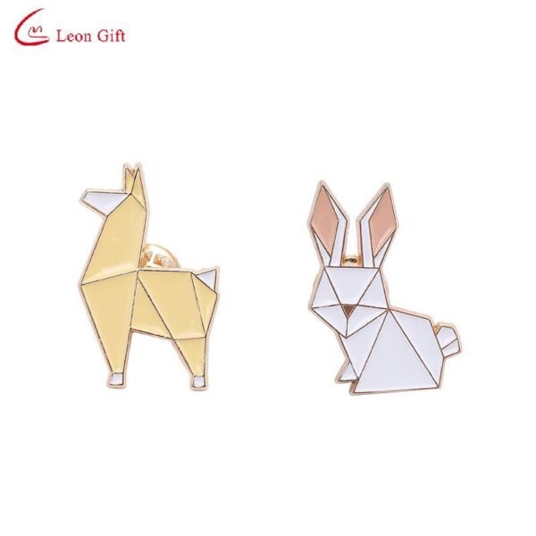 Custom-Logo-Simple-New-Creative-Cartoon-Origami-Geometric-Animals-Cute-Rabbit-Alpaca-Accessories-Gifts-Alloy-Metal-Hard-Soft-Brooch-Enamel-Badge-Lapel-Pin Custom Logo Simple New Creative Cartoon Origami Geometric Animals Cute Rabbit Alpaca Accessories Gifts Alloy Metal Hard Soft Brooch Enamel Badge Lapel Pin