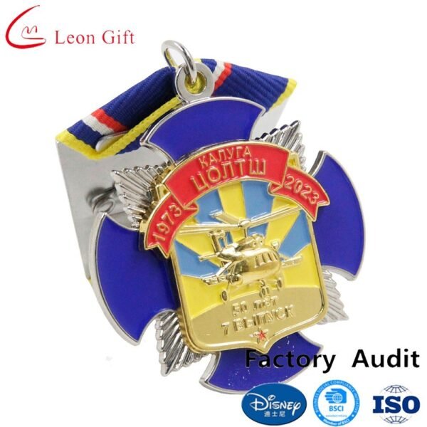 Custom-Logo-Zinc-Alloy-Die-Cast-Two-Part-Medal-Helicopter-Military-Honor-Metal-Medal (3) Custom Logo Zinc Alloy Die Cast Two Part Medal Helicopter Military Honor Metal Medal 3