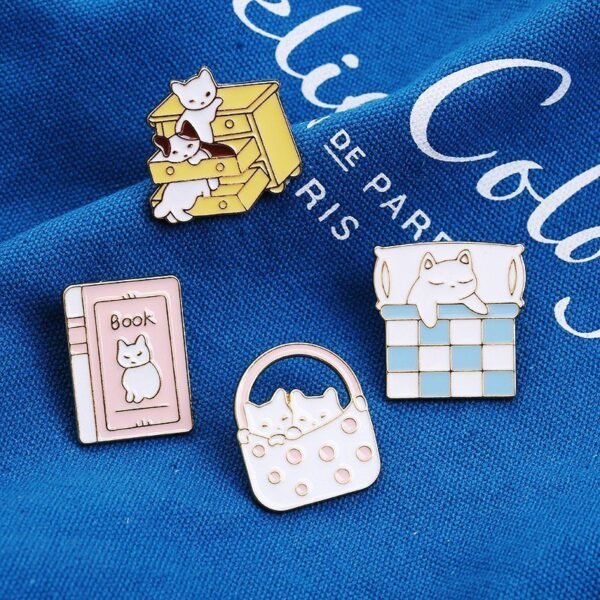 Design-Custom-Metal-3D-Brooch-Gold-Copper-Metal-Brooch-Cartoon-Clothes-Enamel-Badge-Lapel-Pin (3) Design Custom Metal 3D Brooch Gold Copper Metal Brooch Cartoon Clothes Enamel Badge Lapel Pin 3