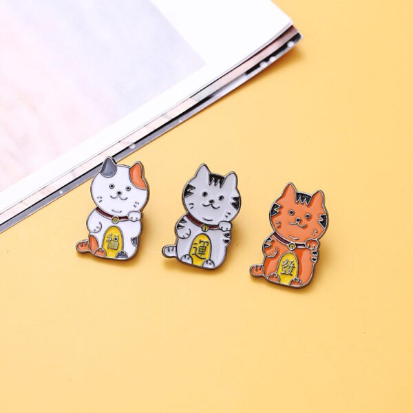 Wholesale-Custom-Logo-Cartoon-Lucky-Animal-Cute-Fortune-Cat-Pins-Cute-Pet-Fashion-Accessories-Gifts-Alloy-Metal-Hard-Soft-Brooch-Enamel-Badge-Lapel-Pin (3) Wholesale Custom Logo Cartoon Lucky Animal Cute Fortune Cat Pins Cute Pet Fashion Accessories Gifts Alloy Metal Hard Soft Brooch Enamel Badge Lapel Pin 3