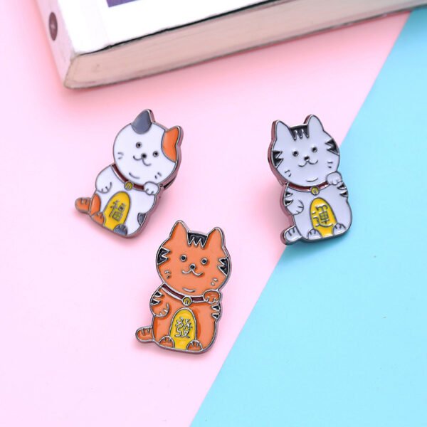 Wholesale-Custom-Logo-Cartoon-Lucky-Animal-Cute-Fortune-Cat-Pins-Cute-Pet-Fashion-Accessories-Gifts-Alloy-Metal-Hard-Soft-Brooch-Enamel-Badge-Lapel-Pin (4) Wholesale Custom Logo Cartoon Lucky Animal Cute Fortune Cat Pins Cute Pet Fashion Accessories Gifts Alloy Metal Hard Soft Brooch Enamel Badge Lapel Pin 4