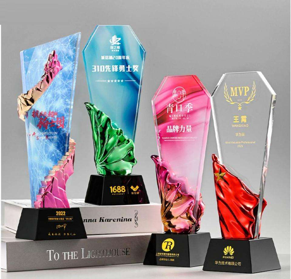 Custom Soccer Crystal Trophy | Leon Gift
