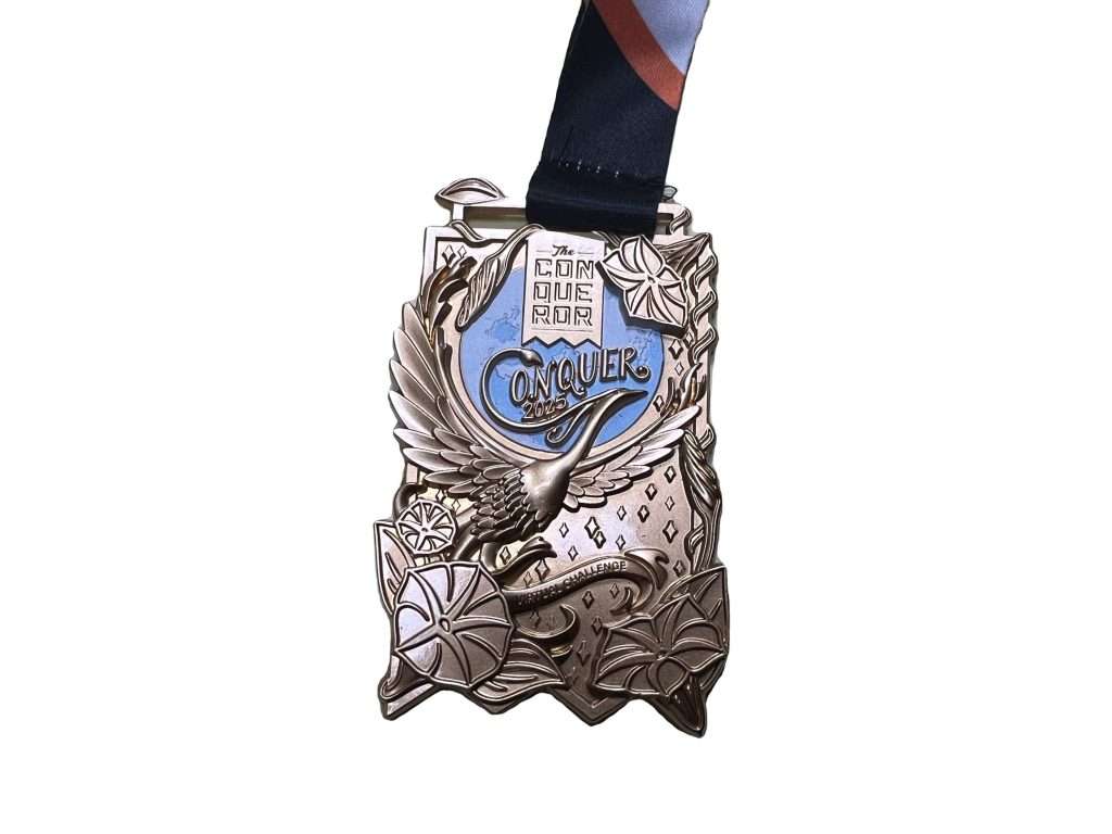 Made in China Metal Gold and Silver 3D Enamel Punching Mold Customized Sports Muay Thai Medal with Ribbon